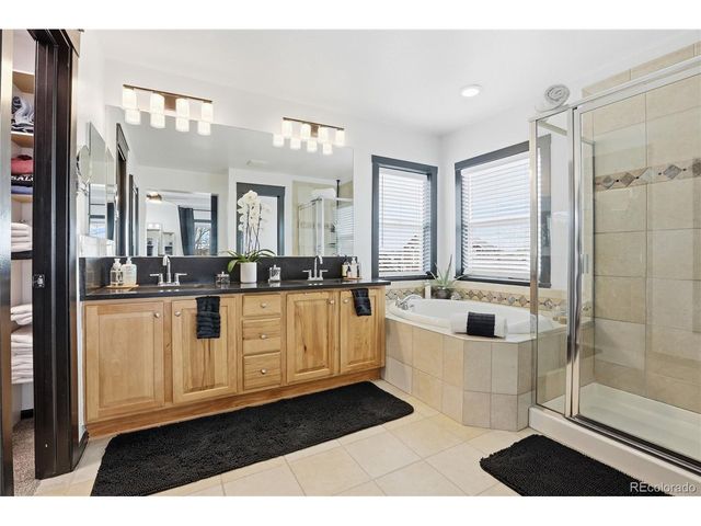 10059 Southlawn Cir, Commerce City, CO 80022