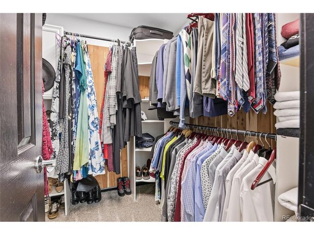 10059 Southlawn Cir, Commerce City, CO 80022