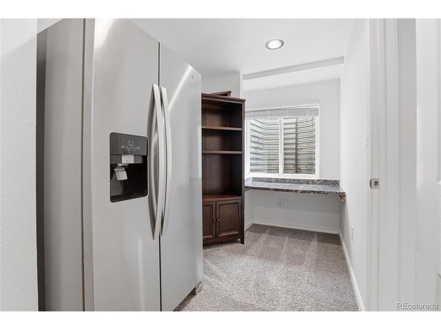 10059 Southlawn Cir, Commerce City, CO 80022