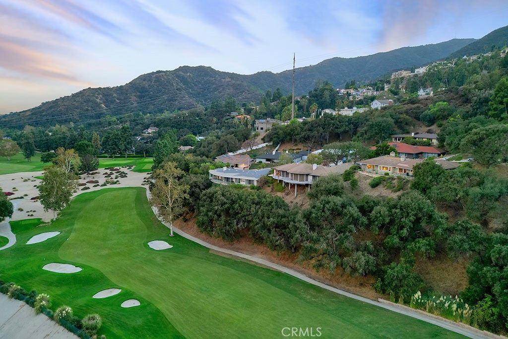 3360 Country Club, Glendale, CA 91208 — photo 2