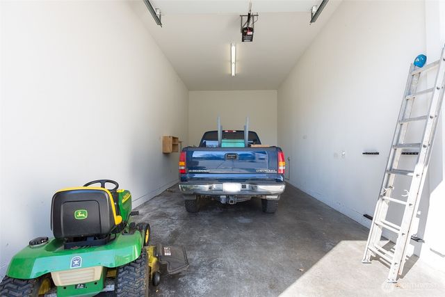 81 Bon Jon View Way, Sequim, WA 98382