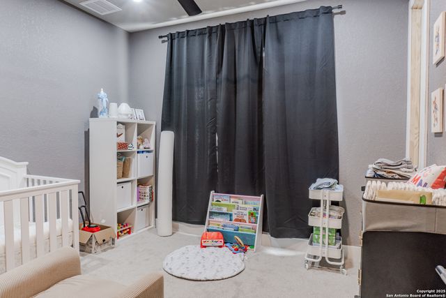 732 lake valley, La Vernia, TX 78121