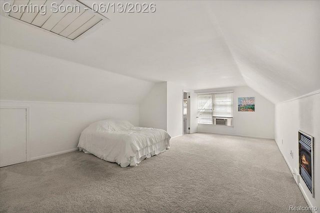 2260 W Lincoln Street, Birmingham, MI 48009