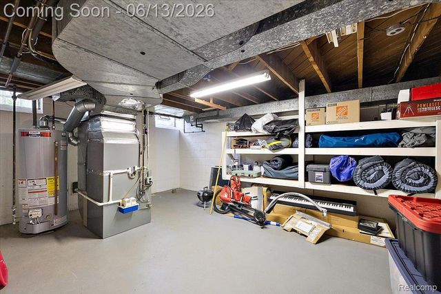 2260 W Lincoln Street, Birmingham, MI 48009