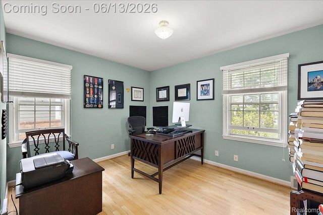2260 W Lincoln Street, Birmingham, MI 48009