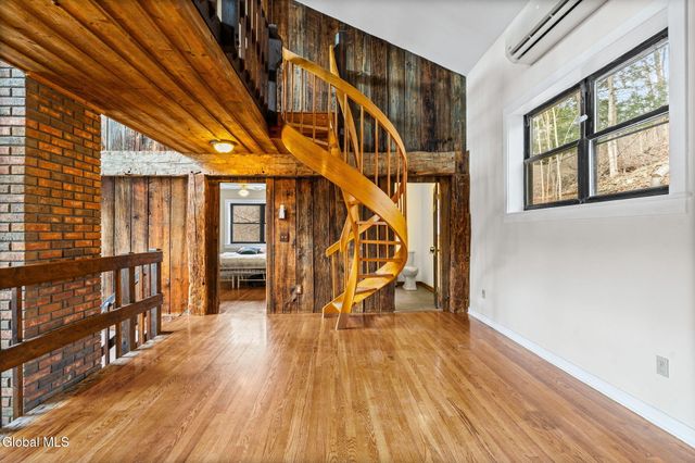 341 Schoonmaker Road, Delanson, NY 12053