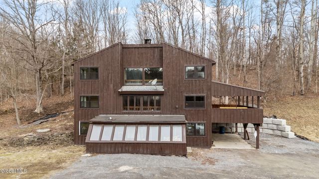 341 Schoonmaker Road, Delanson, NY 12053