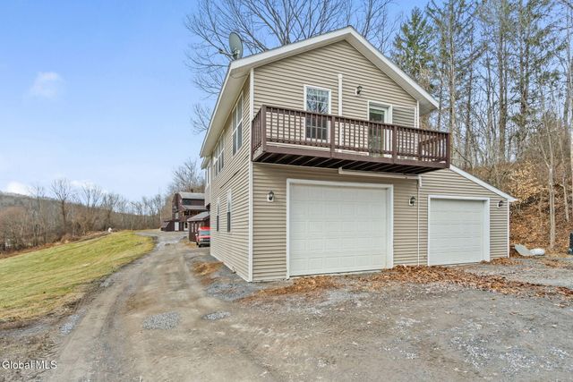 341 Schoonmaker Road, Delanson, NY 12053