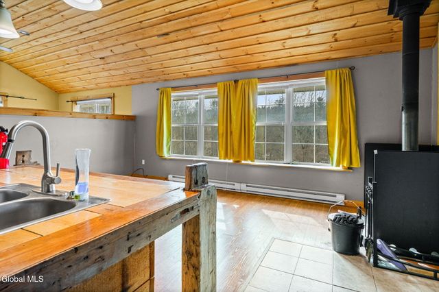 341 Schoonmaker Road, Delanson, NY 12053