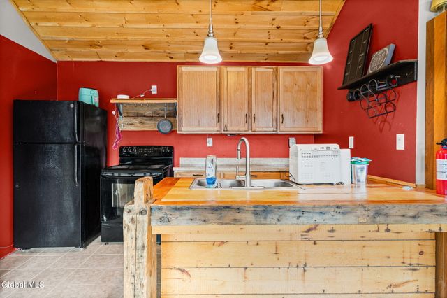 341 Schoonmaker Road, Delanson, NY 12053