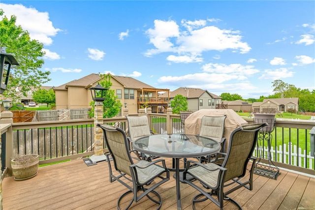 1206 Johnston Drive, Raymore, MO 64083