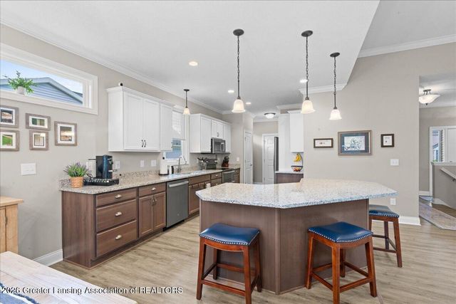 214 Ayla Drive, Dewitt, MI 48820