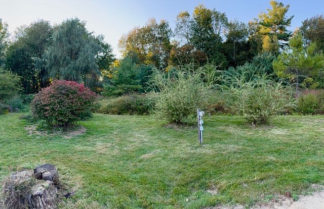 27 Mayflower Circle, Holden, MA 01520