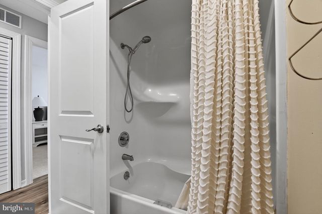 1128 BAY AVE, Ocean City, NJ 08226