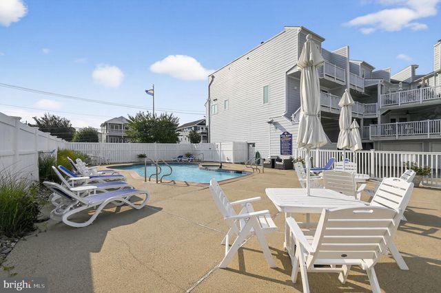 1128 BAY AVE, Ocean City, NJ 08226
