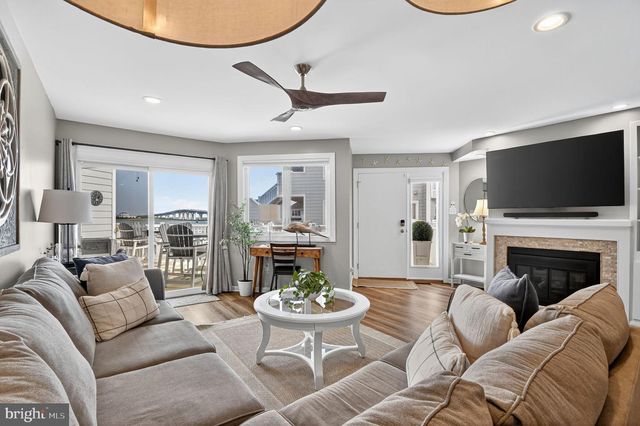 1128 BAY AVE, Ocean City, NJ 08226