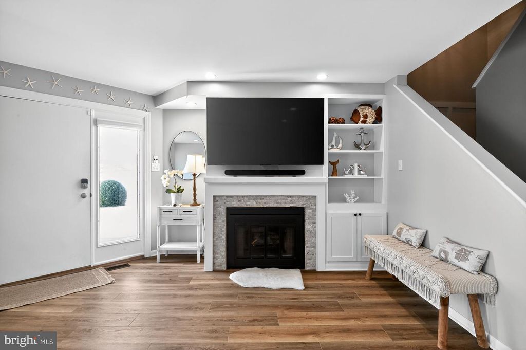 Image 10 of property listing at 1128 BAY AVE, Ocean City, NJ 08226