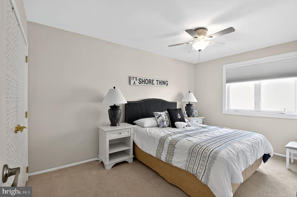 Image 22 of property listing at 1128 BAY AVE, Ocean City, NJ 08226