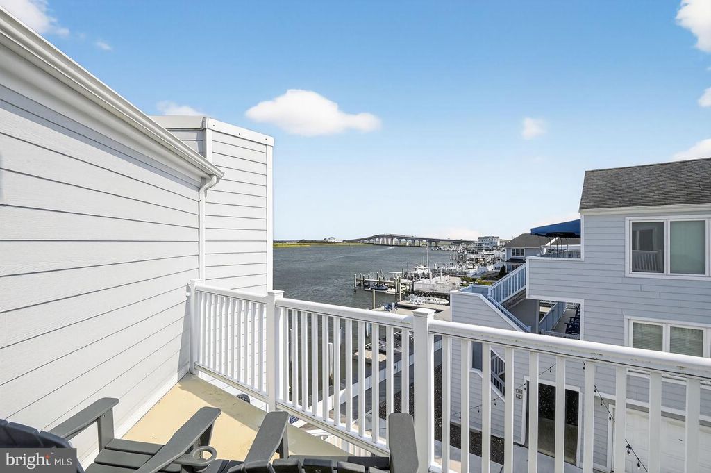 Image 28 of property listing at 1128 BAY AVE, Ocean City, NJ 08226