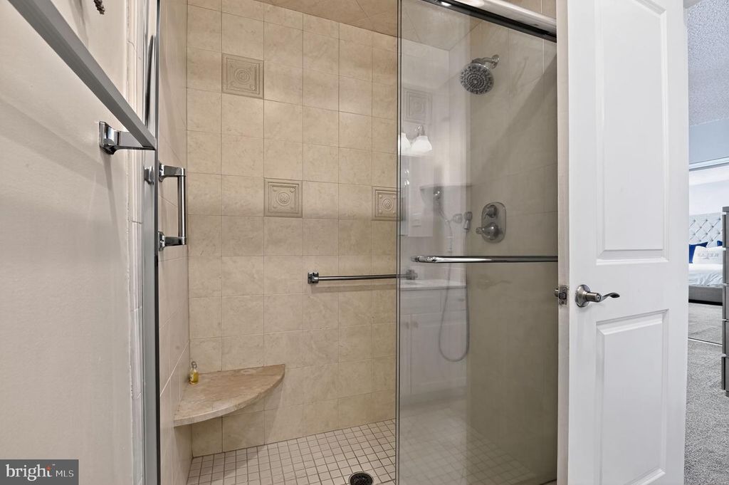 Image 30 of property listing at 1128 BAY AVE, Ocean City, NJ 08226