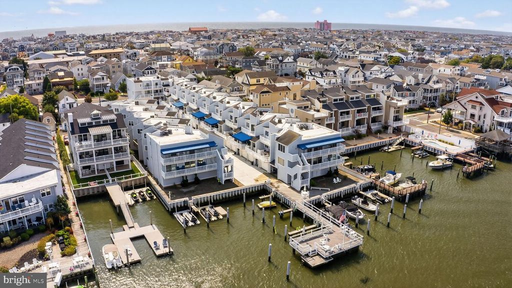 Image 49 of property listing at 1128 BAY AVE, Ocean City, NJ 08226