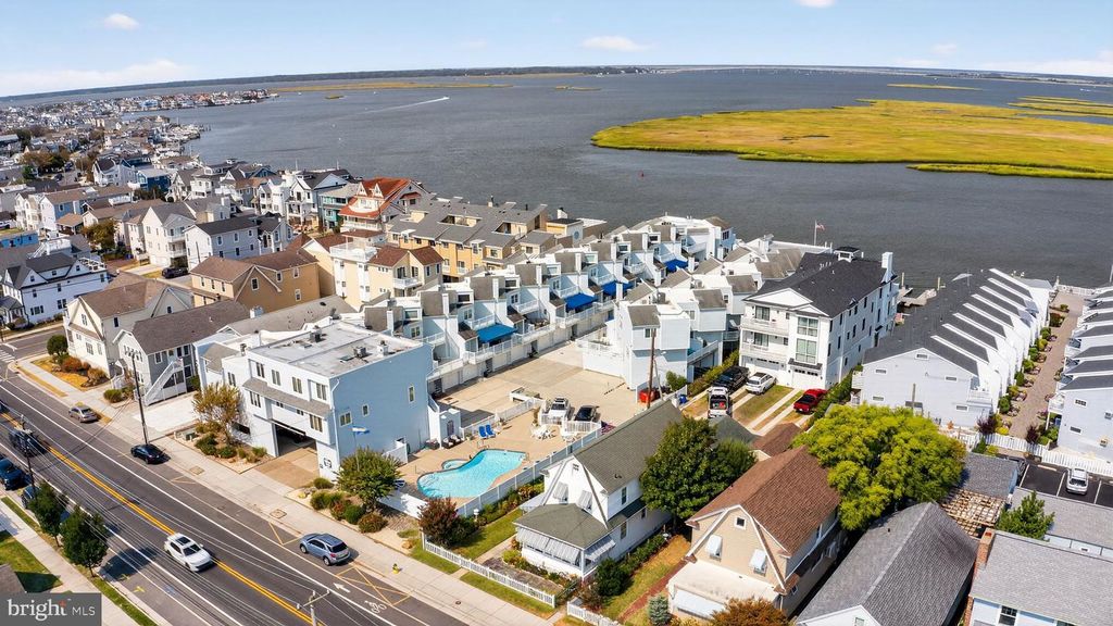 Image 52 of property listing at 1128 BAY AVE, Ocean City, NJ 08226