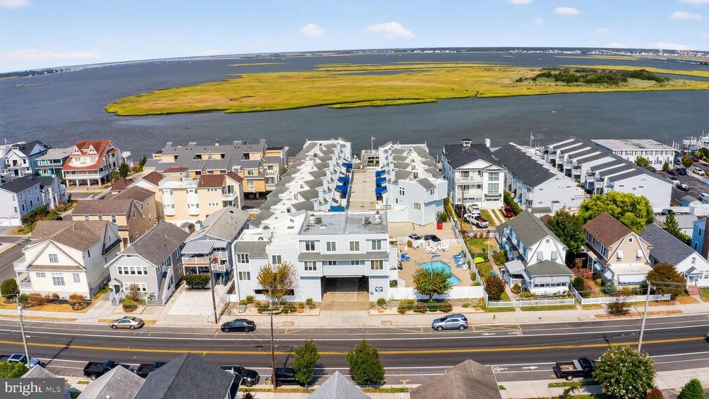 Image 54 of property listing at 1128 BAY AVE, Ocean City, NJ 08226