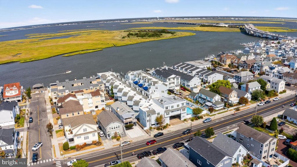 Image 59 of property listing at 1128 BAY AVE, Ocean City, NJ 08226