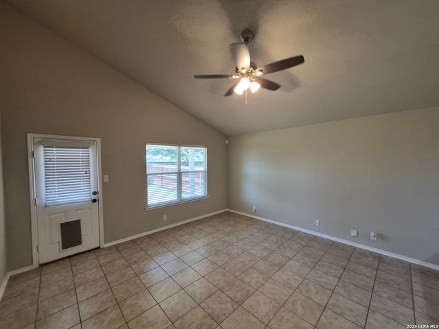 10213 Metz Valley, Schertz, TX 78154