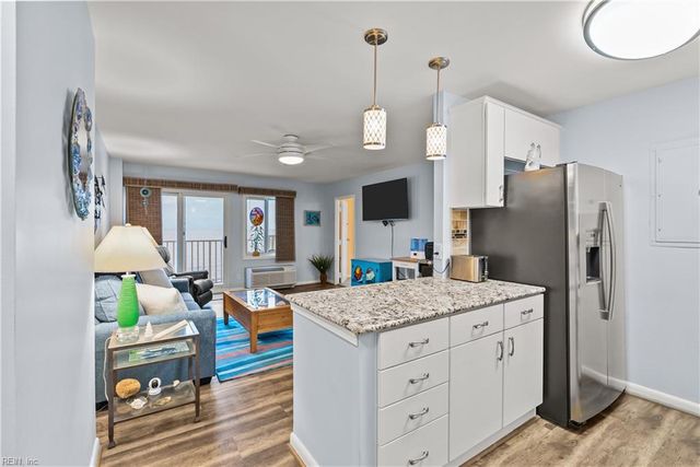 303 Atlantic Ave Apt 1402, Virginia Beach, VA 23451