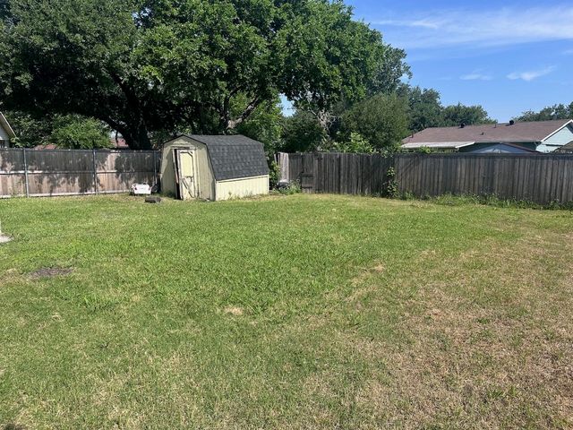 2103 Carlton Road, Carrollton, TX 75007