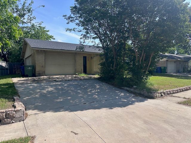 2103 Carlton Road, Carrollton, TX 75007