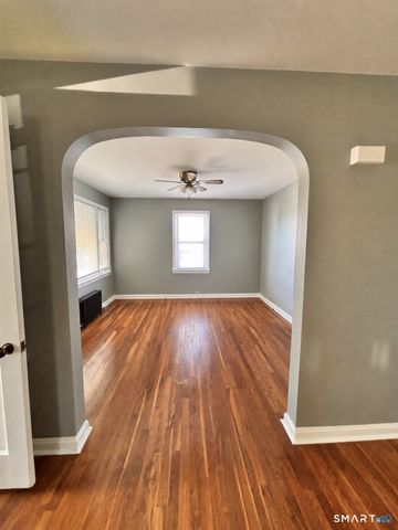 26 Cumley Street, Hamden, CT 06514
