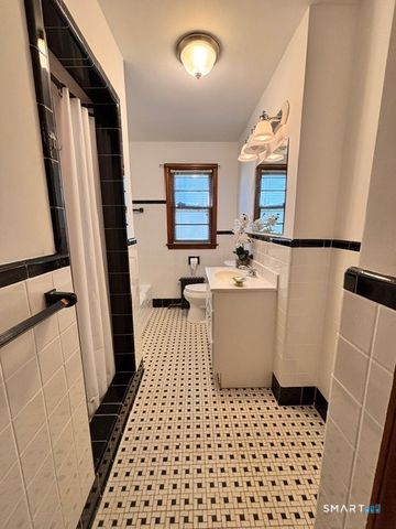 26 Cumley Street, Hamden, CT 06514