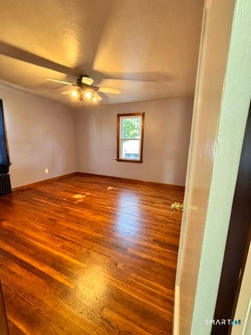 26 Cumley Street, Hamden, CT 06514