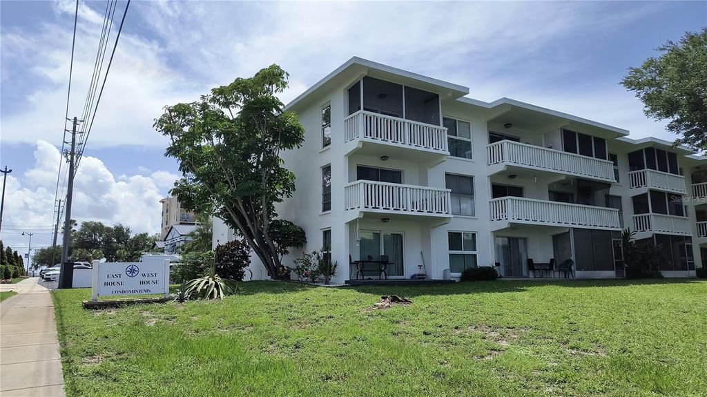2944 W BAY DRIVE 201, Belleair Bluffs, FL 33770