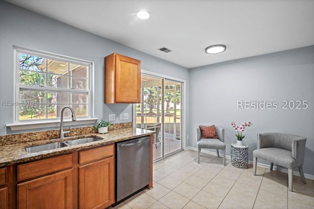 102 Pine Ridge Dr, Bluffton, SC 29910