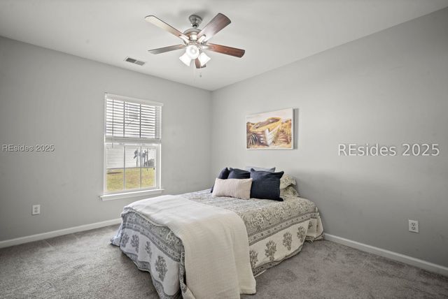 102 Pine Ridge Dr, Bluffton, SC 29910