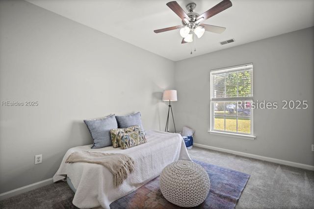 102 Pine Ridge Dr, Bluffton, SC 29910