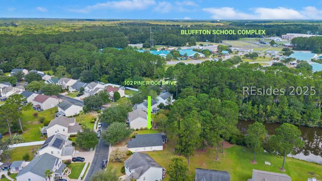 102 Pine Ridge Dr, Bluffton, SC 29910
