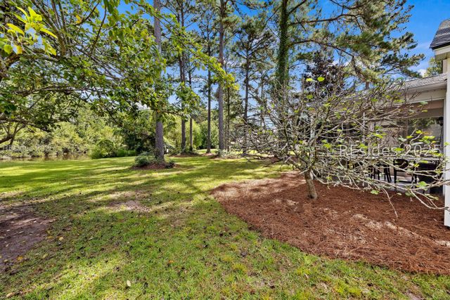 102 Pine Ridge Dr, Bluffton, SC 29910