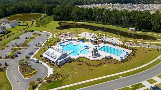 114 Oakwood Boulevard, Summerville, SC 29486