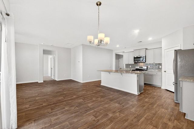 114 Oakwood Boulevard, Summerville, SC 29486