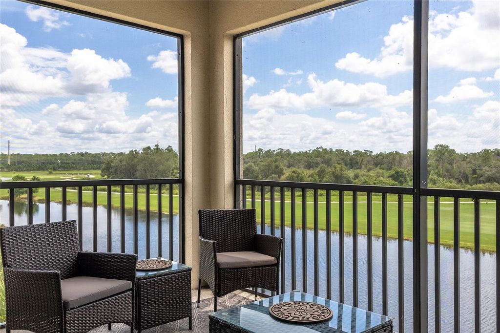 17902 GAWTHROP DRIVE 401, Bradenton, FL 34211