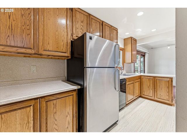 12339 Ne MULTNOMAH St, Portland, OR 97230