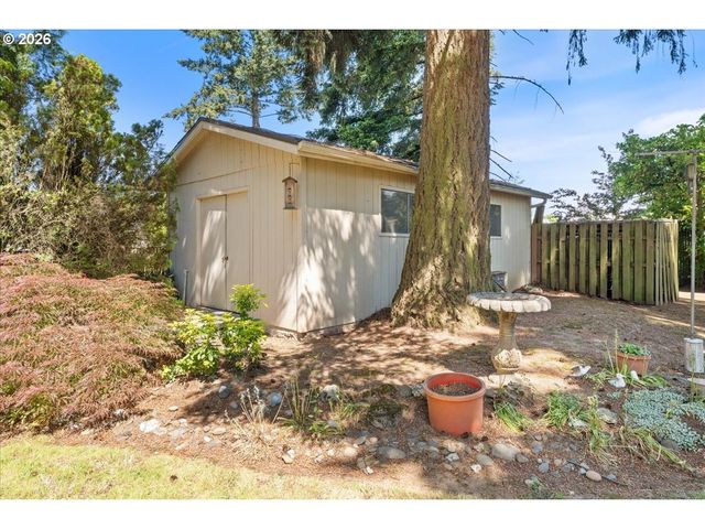 12339 Ne MULTNOMAH St, Portland, OR 97230
