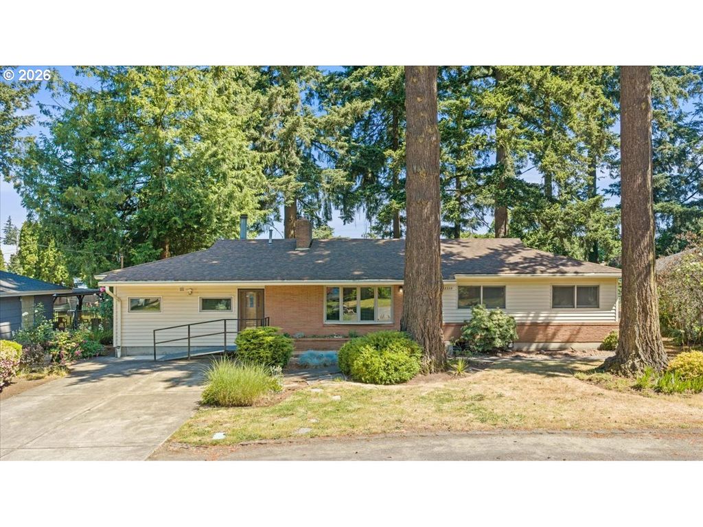 12339 Ne MULTNOMAH St, Portland, OR 97230