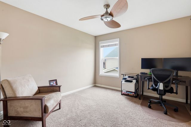6093 Mountain Hawk Drive, Zionsville, IN 46077