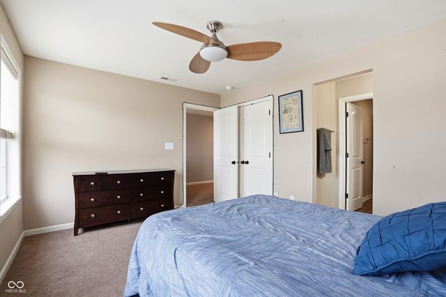 6093 Mountain Hawk Drive, Zionsville, IN 46077