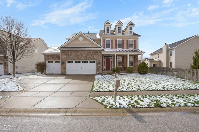 6093 Mountain Hawk Drive, Zionsville, IN 46077